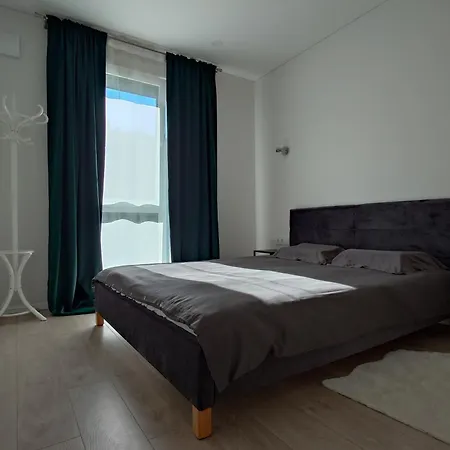 In Heart Of Apartment *